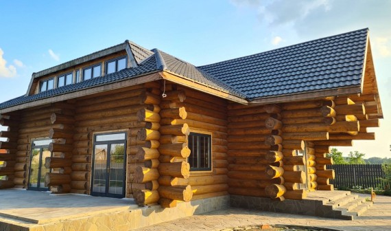 Деревянные окна в срубе д.Обруб Гродненская область