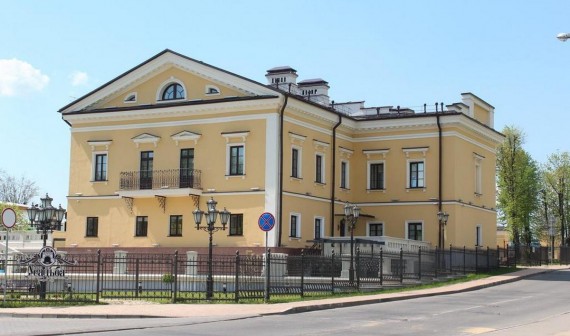 Деревянные окна для усадьбы Ваньковичей